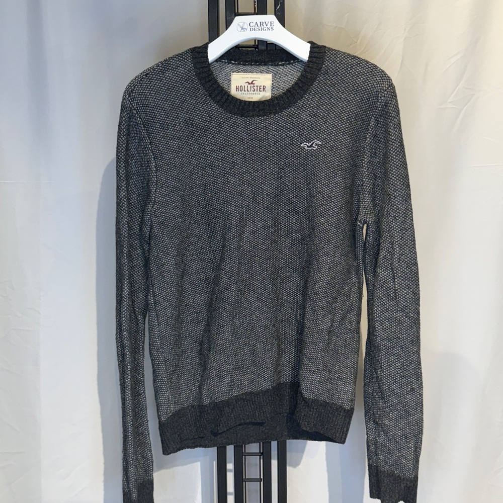 Hollister‎ Men's Charcoal Crewneck Sweater